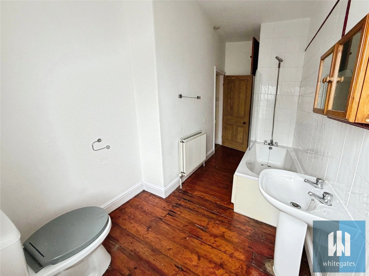 Moldgreen, Huddersfield