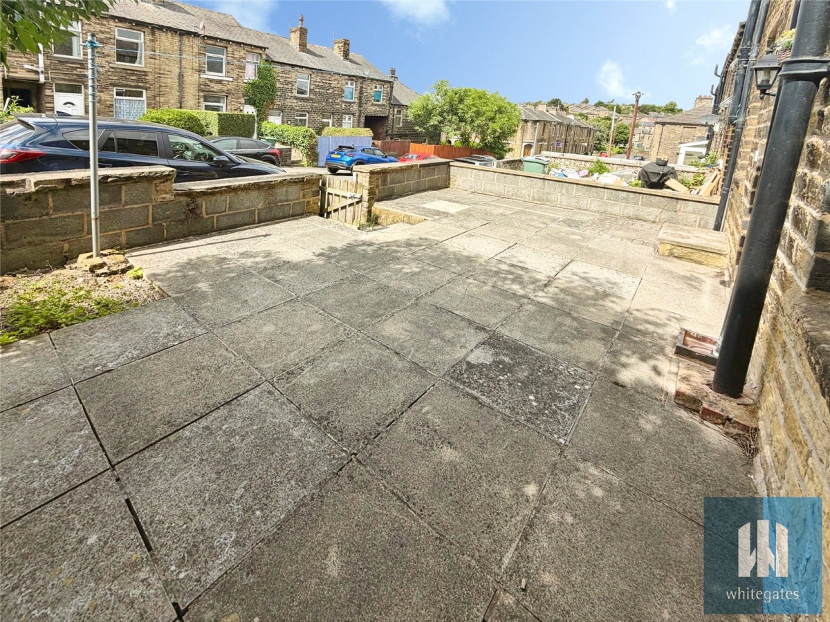 Moldgreen, Huddersfield