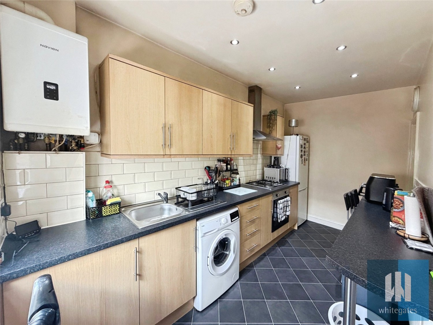 Moldgreen, Huddersfield