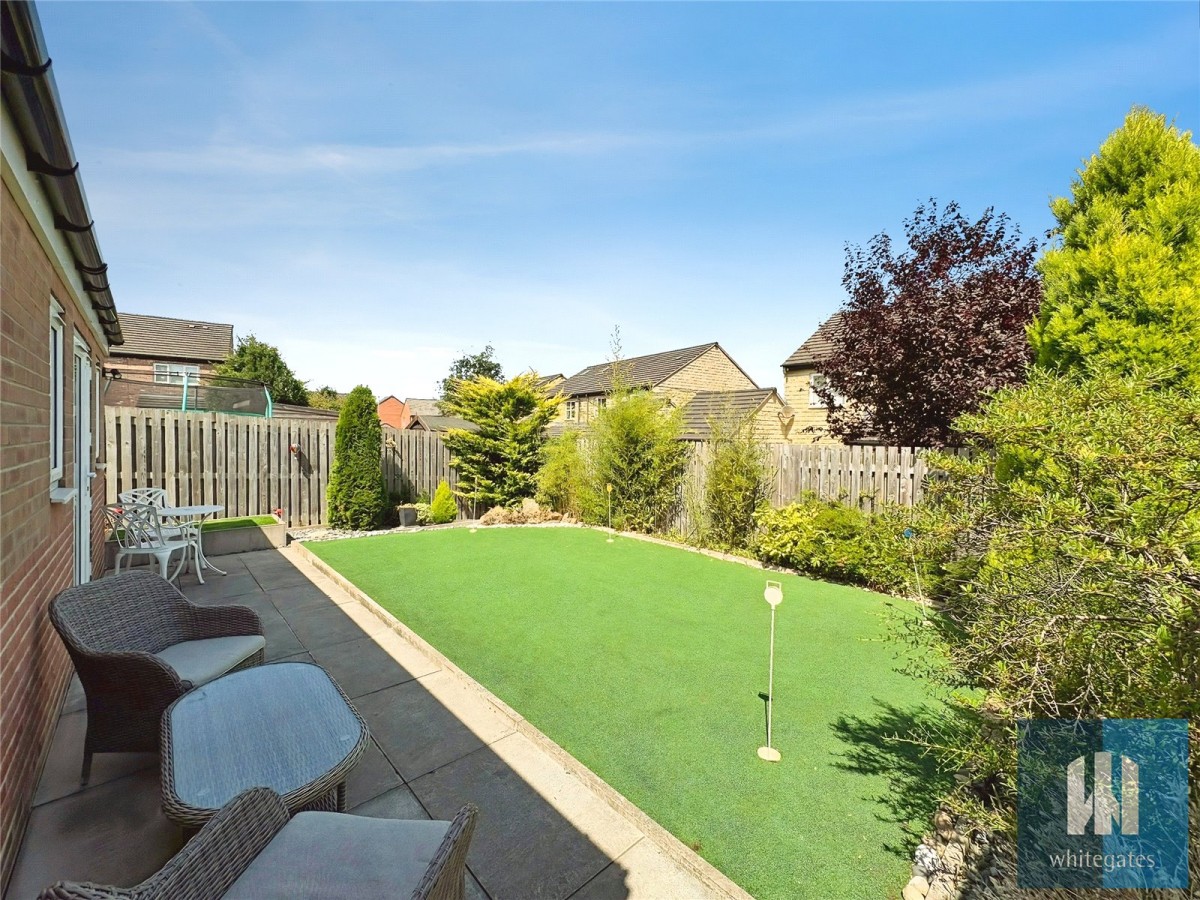Calder Close, Mirfield