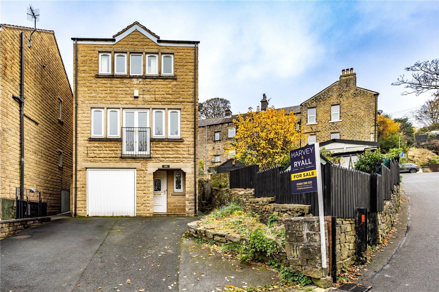 Linthwaite, Huddersfield