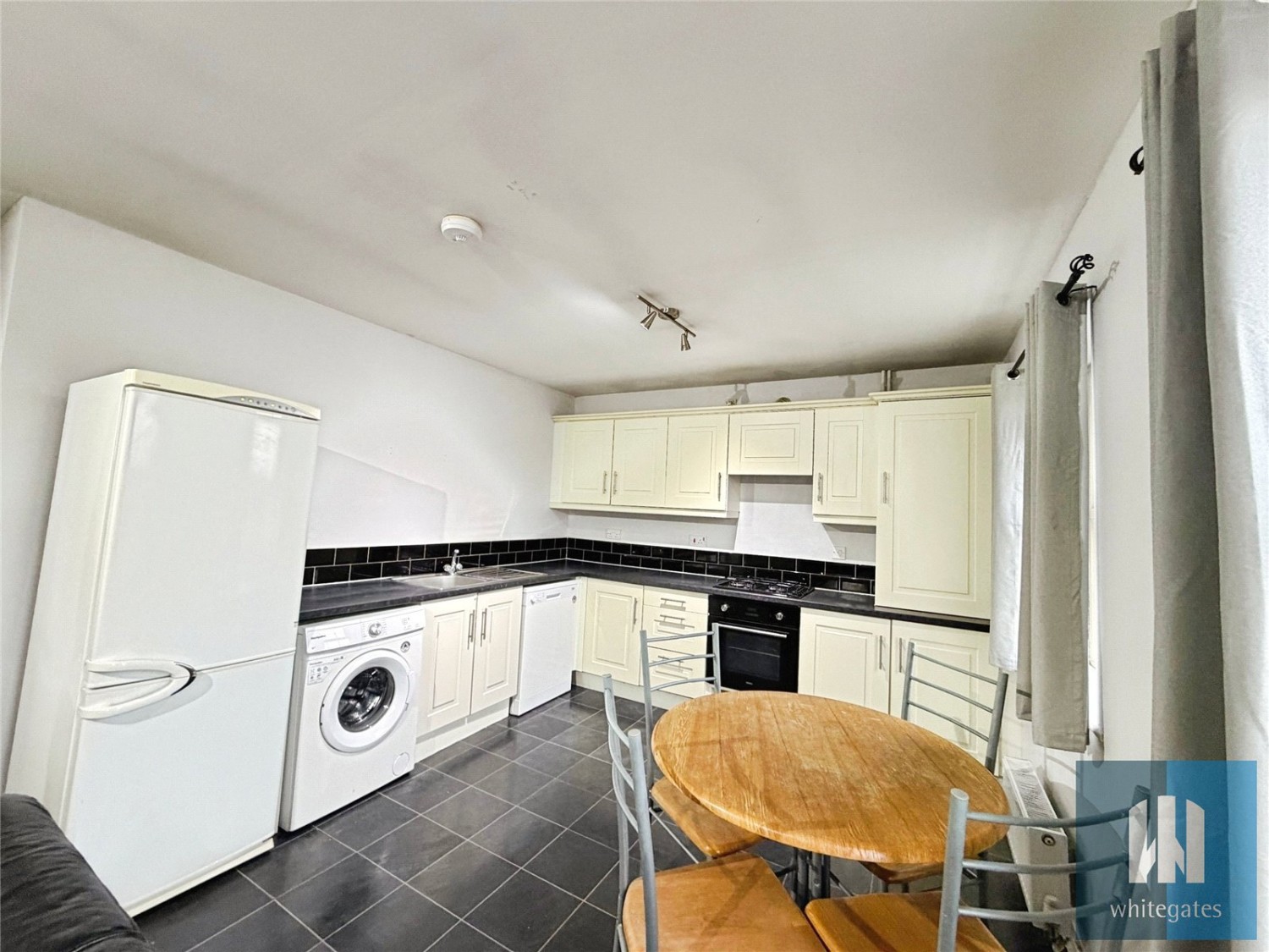 Ferndale, Huddersfield