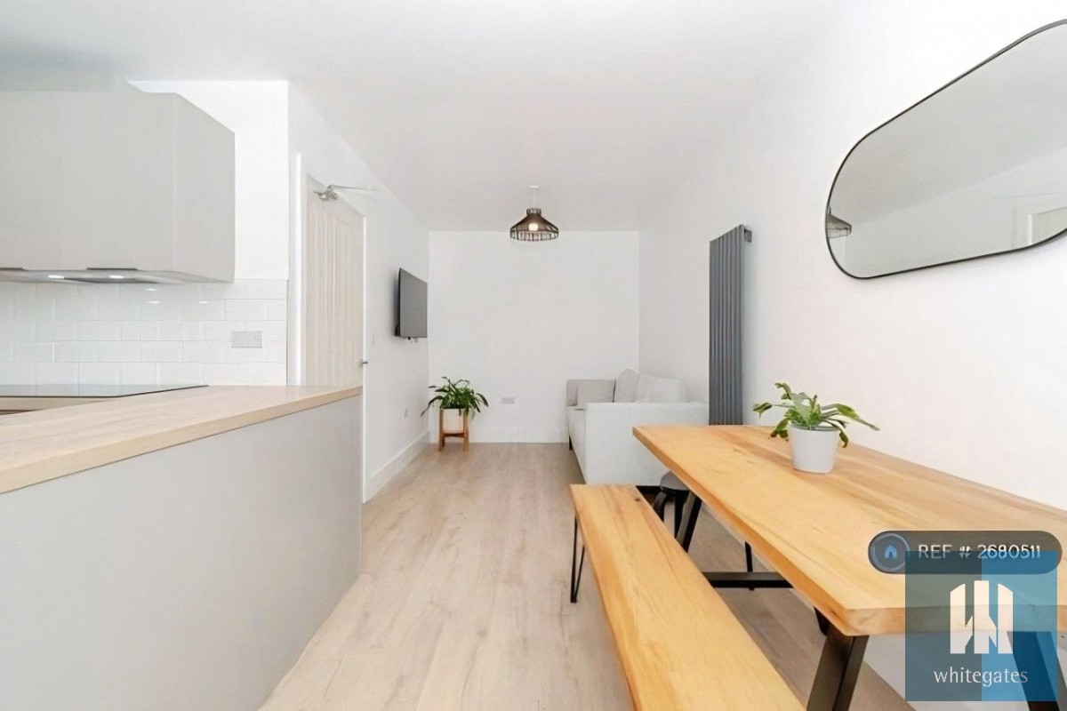 Moldgreen, Huddersfield