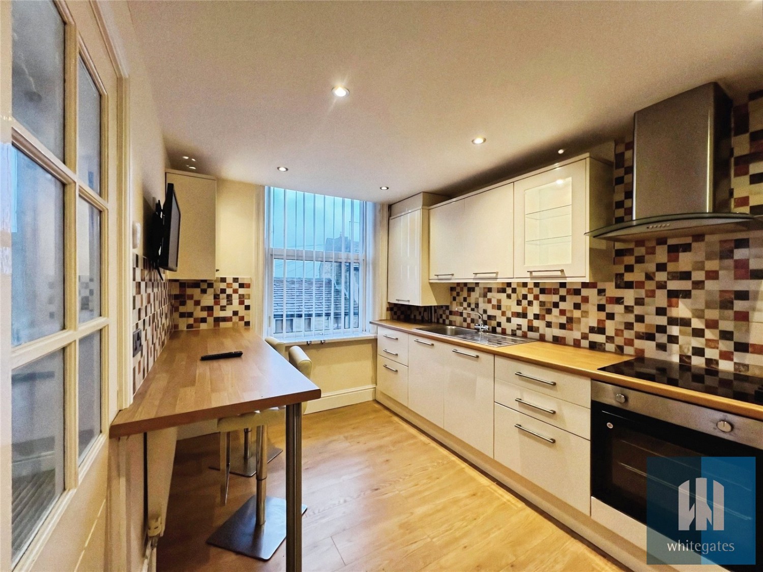 Hove Edge, Brighouse