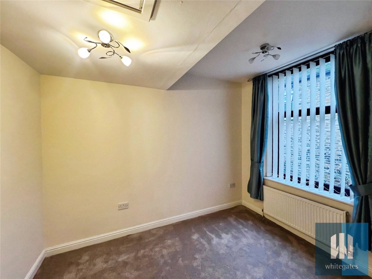 Hove Edge, Brighouse