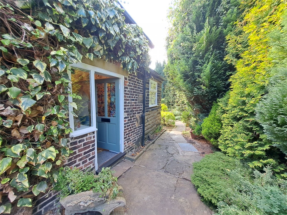 Mirfield, West Yorkshire