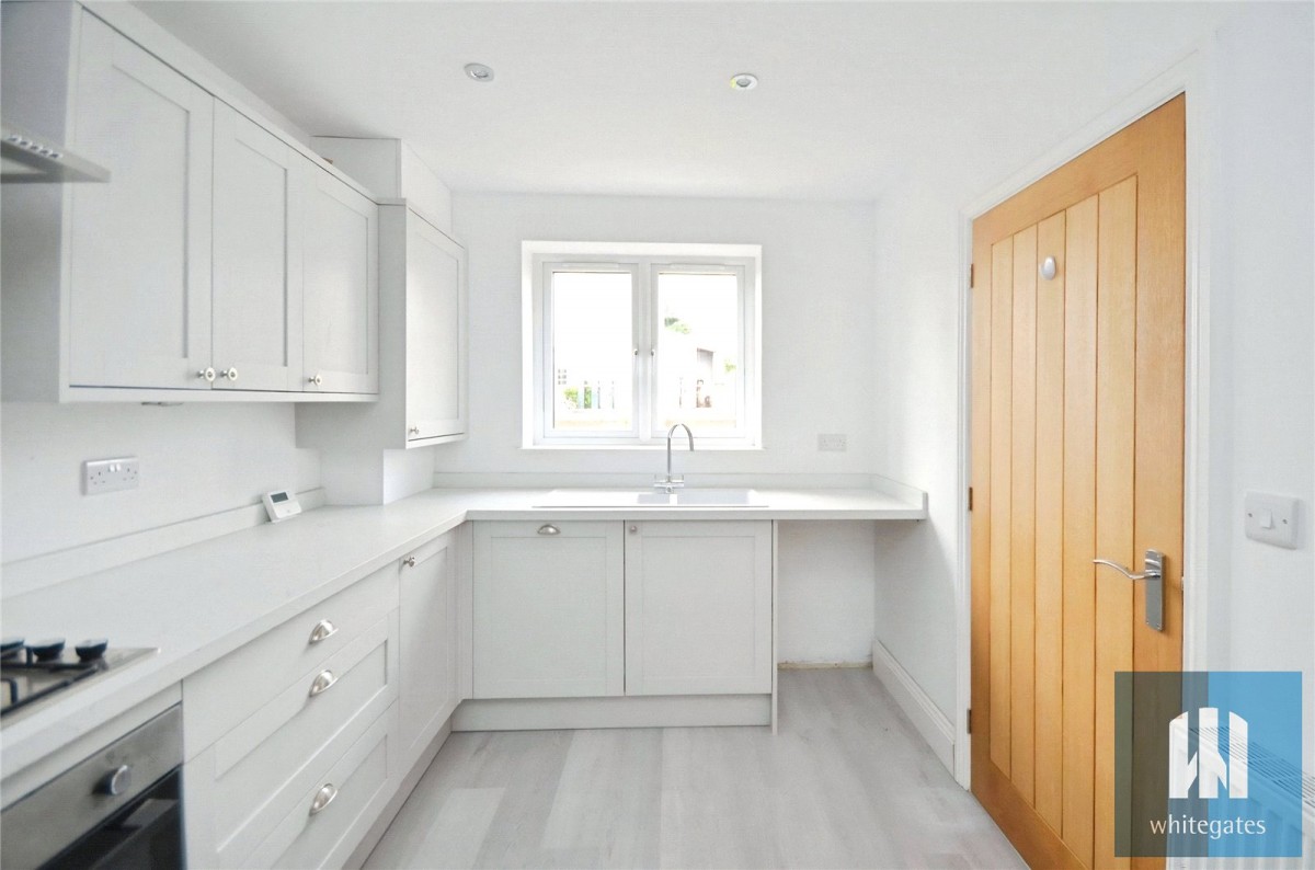 Leeds Road, Mirfield