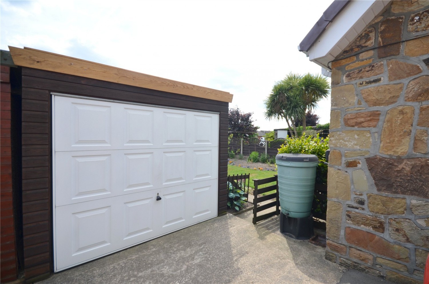 Mirfield, West Yorkshire