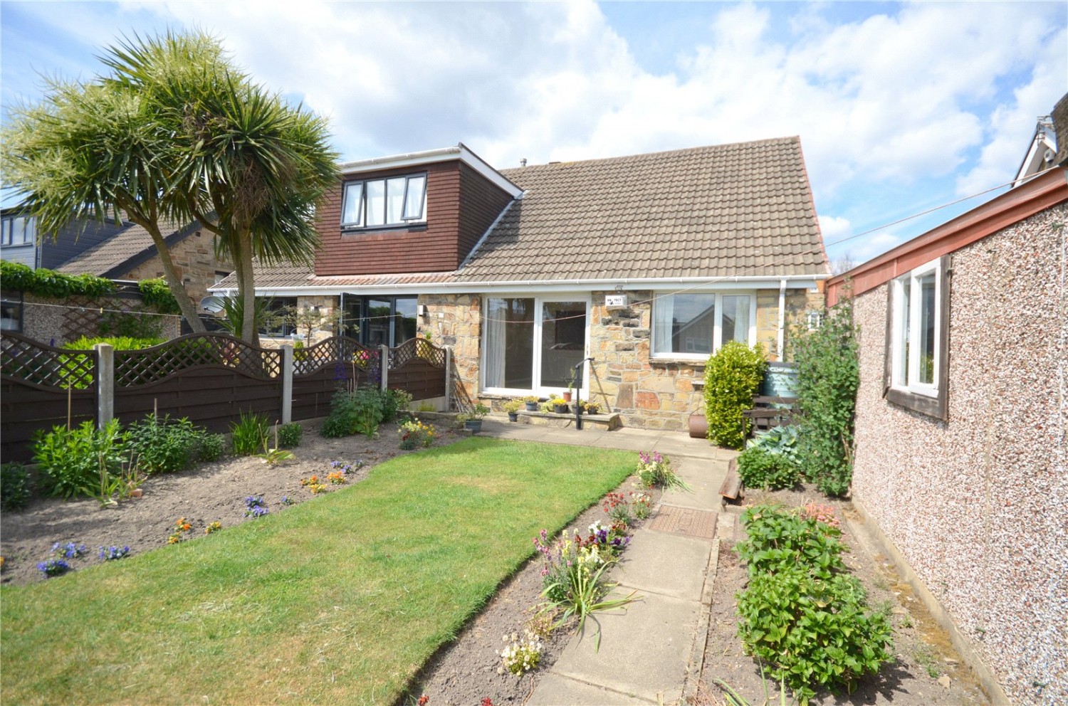 Mirfield, West Yorkshire