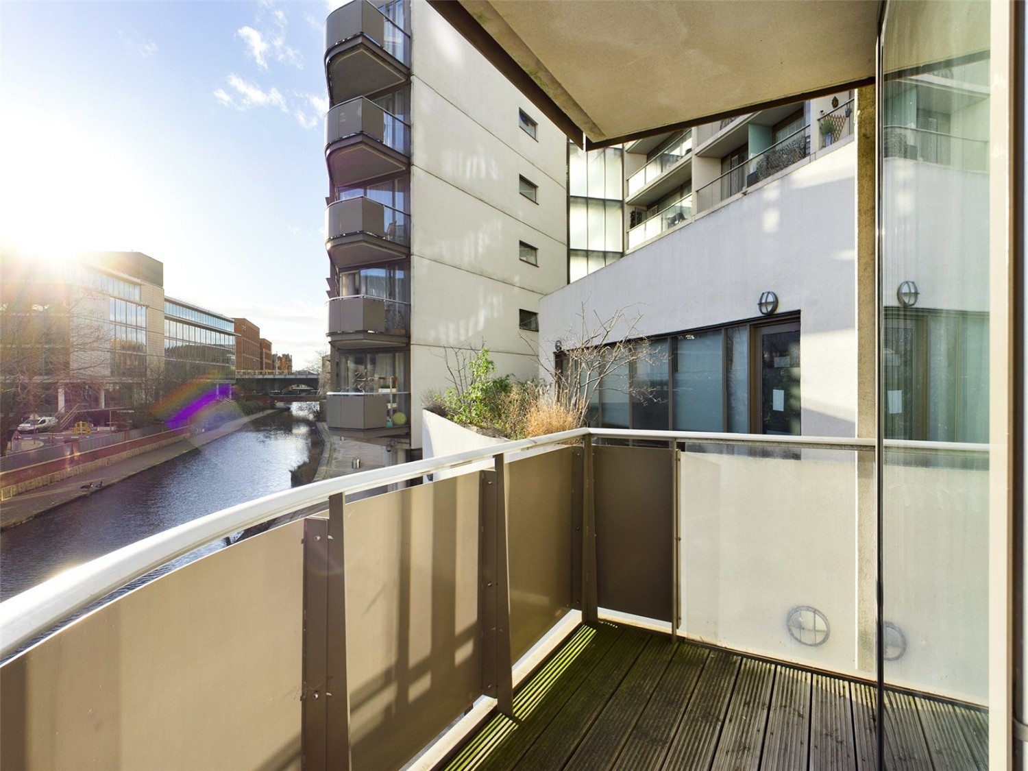 Nottingham One, Entrance B, Canal Street, Nottinghamshire