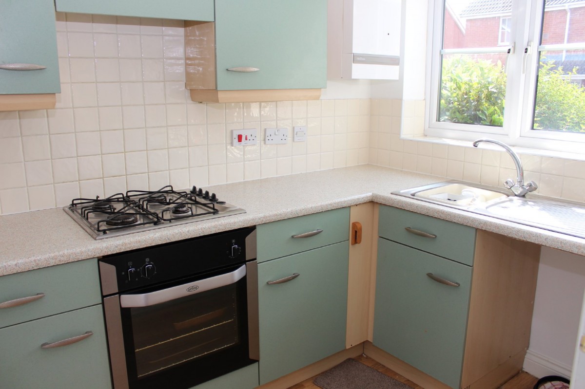 Bristol Close, Newark, Notts