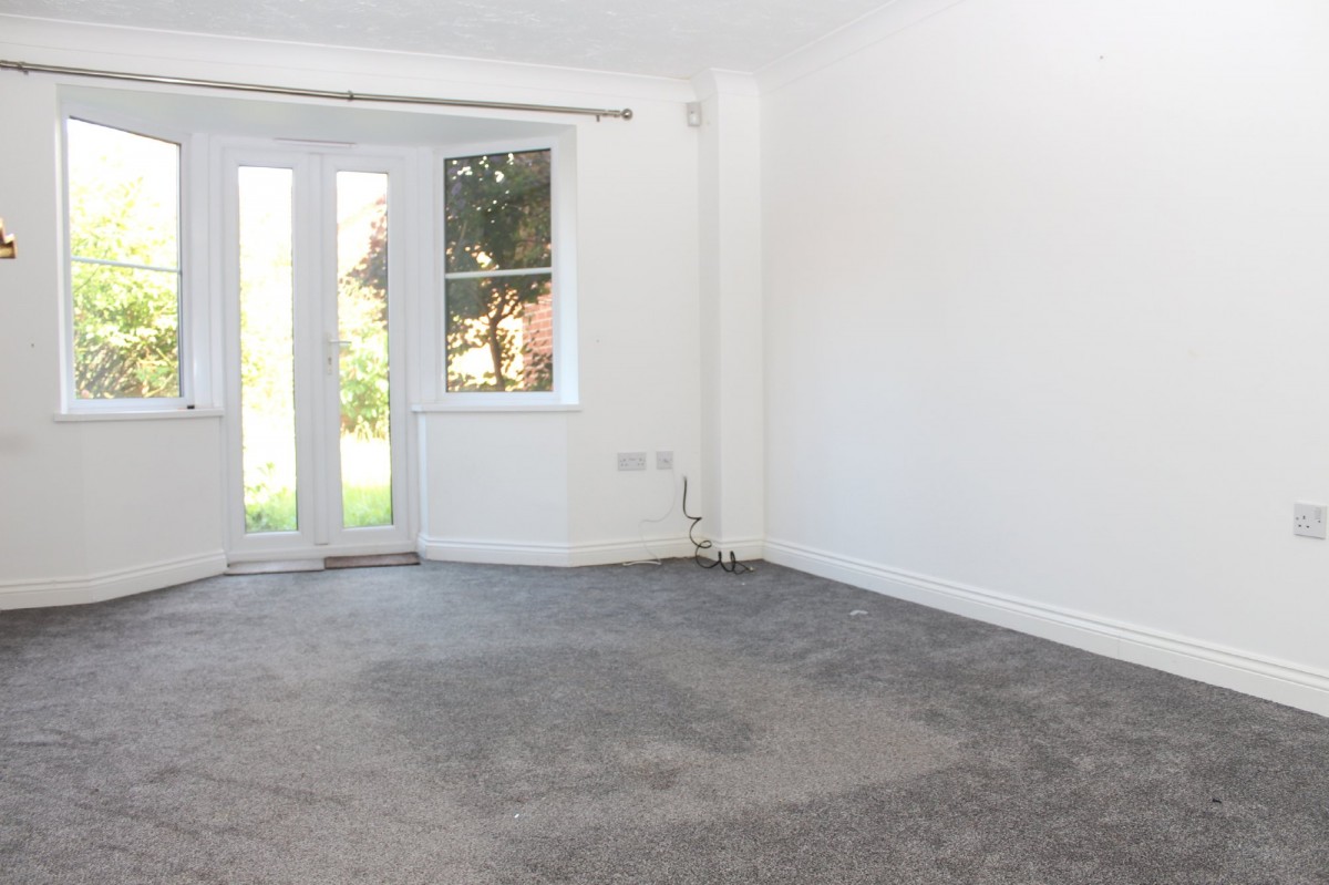 Bristol Close, Newark, Notts