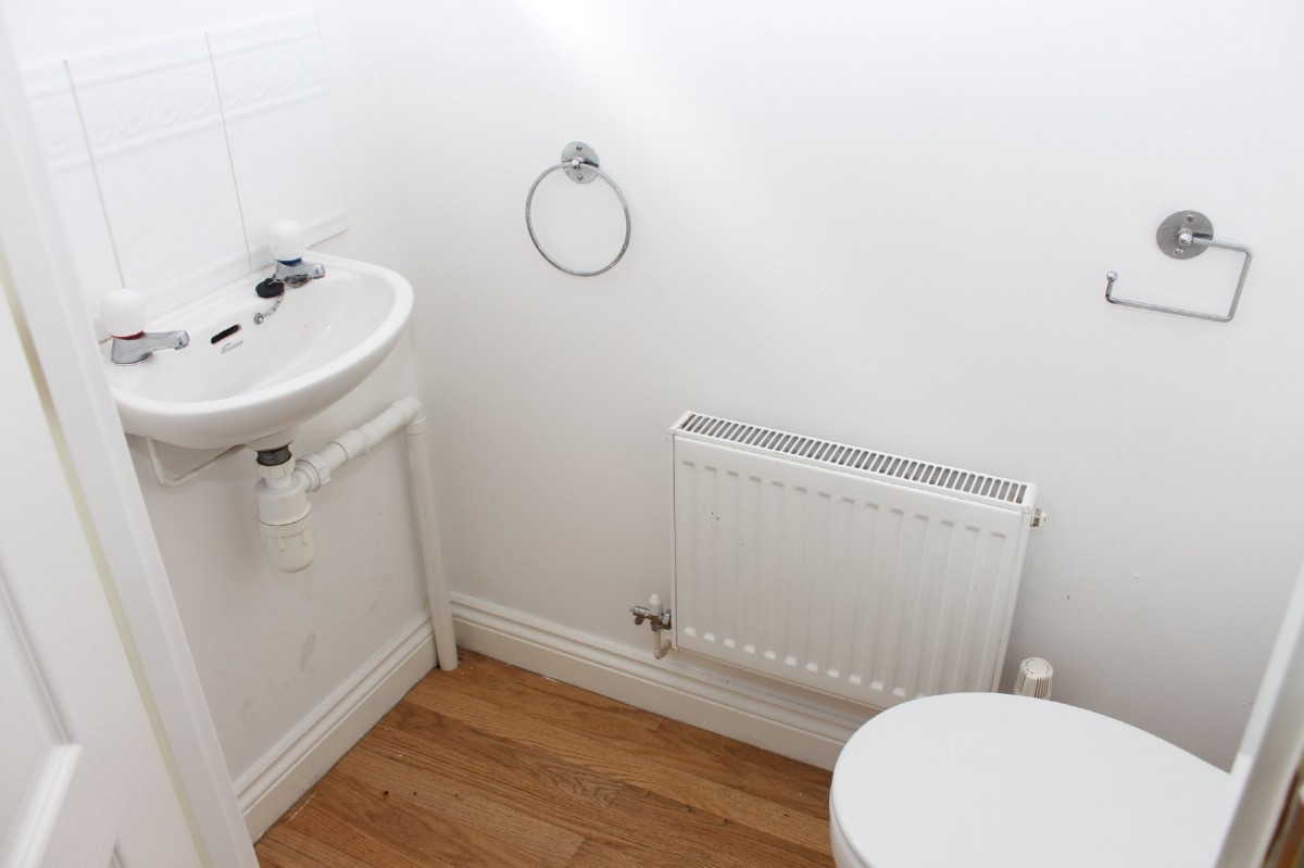 Bristol Close, Newark, Notts