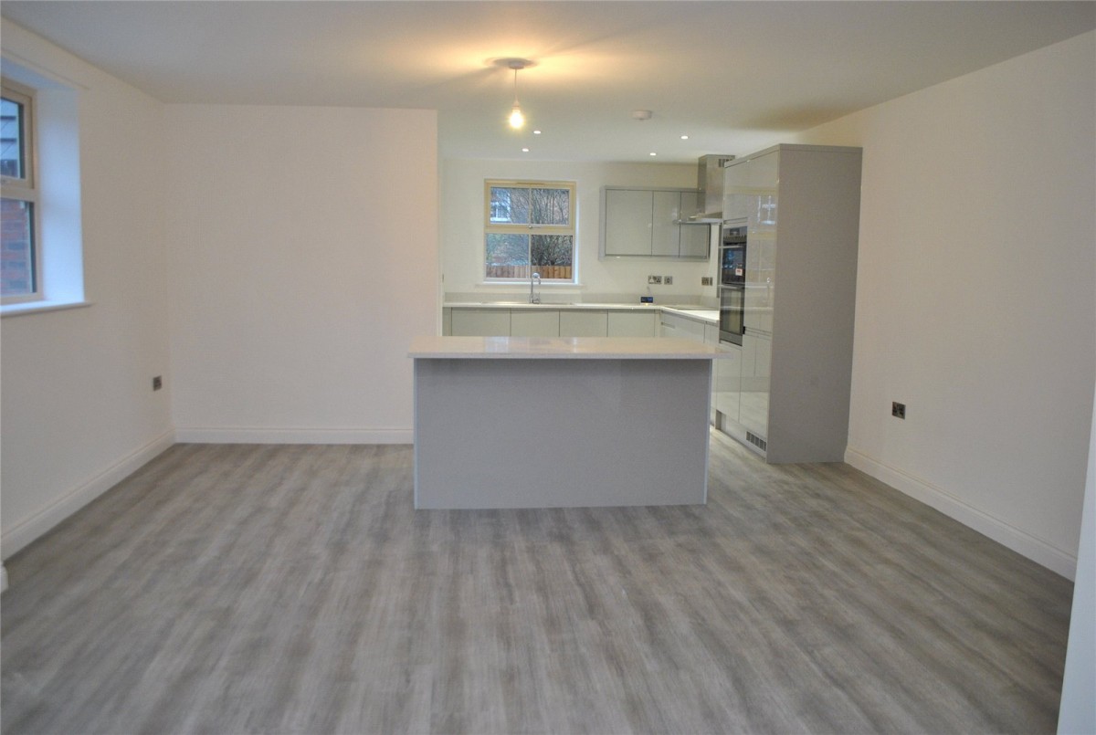 Hutchinson Road, Newark, Notts