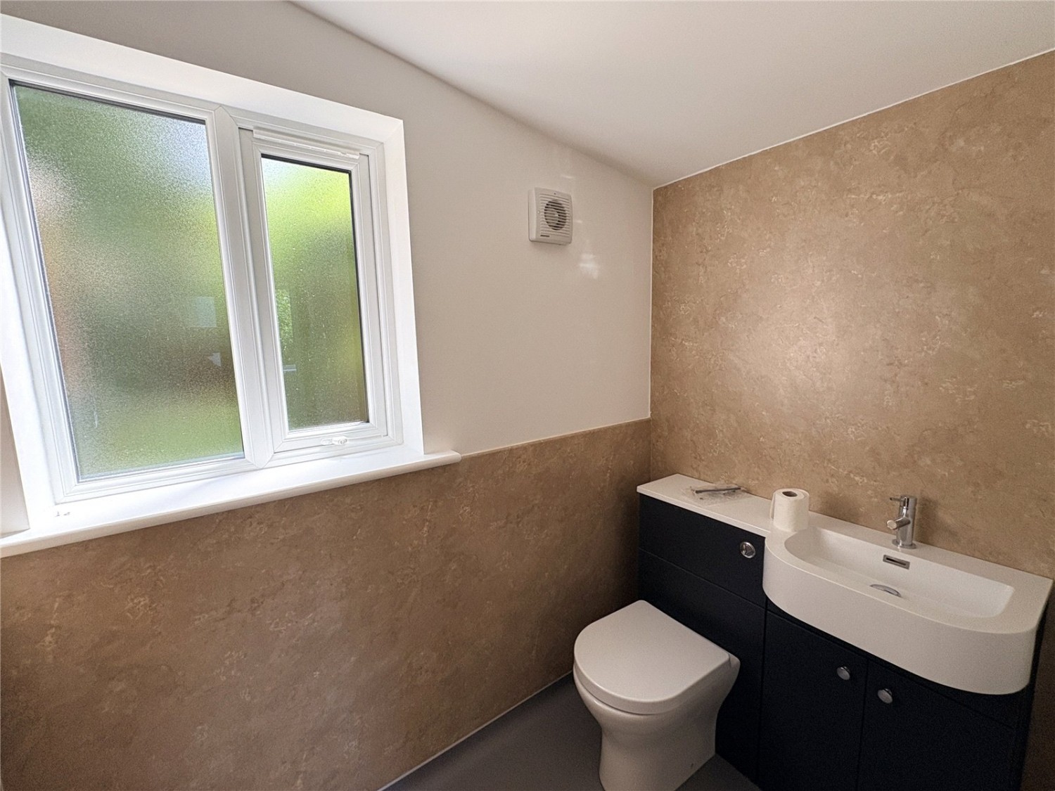 Flintham, Newark, Notts