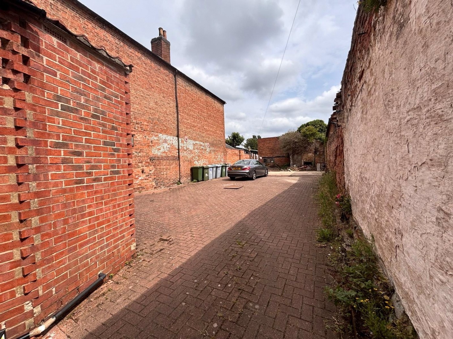 Newark, Notts