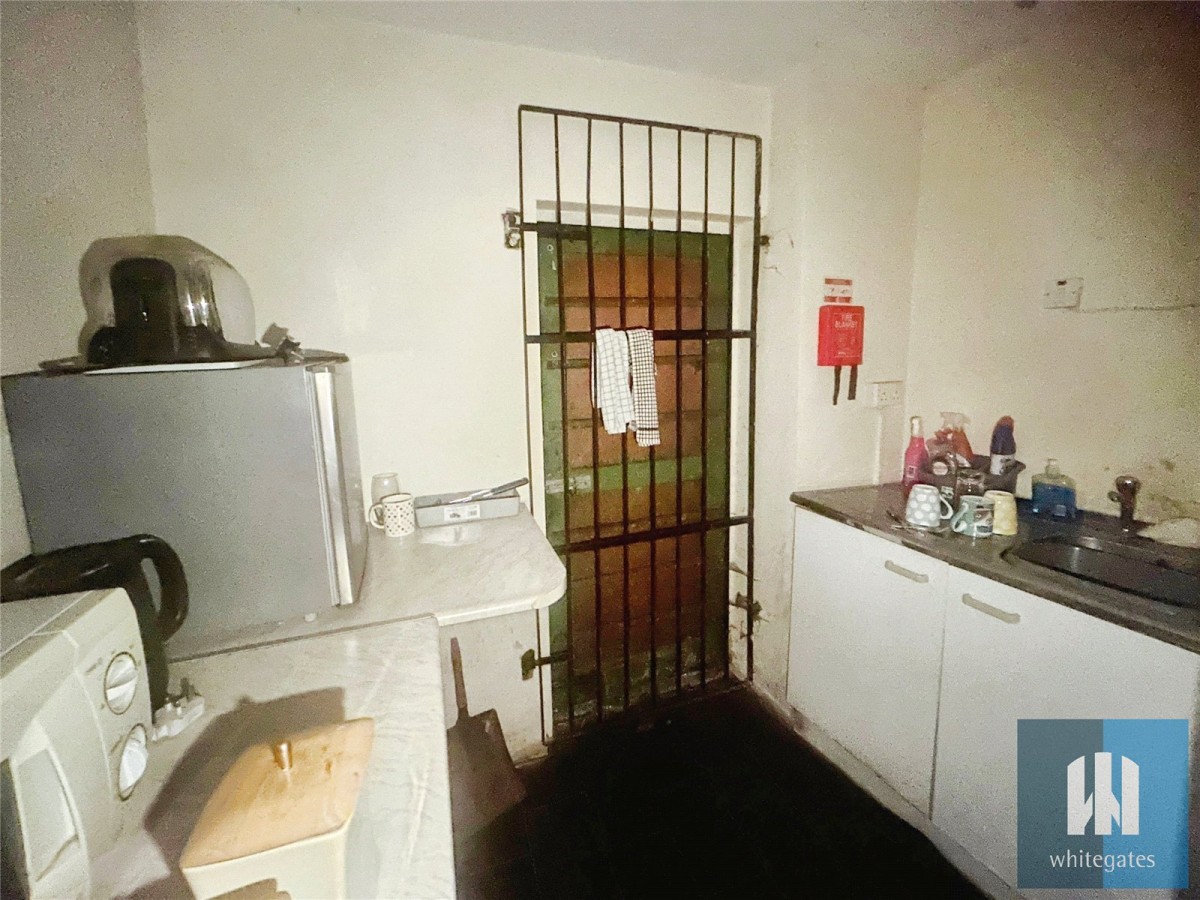 South Elmsall, Pontefract