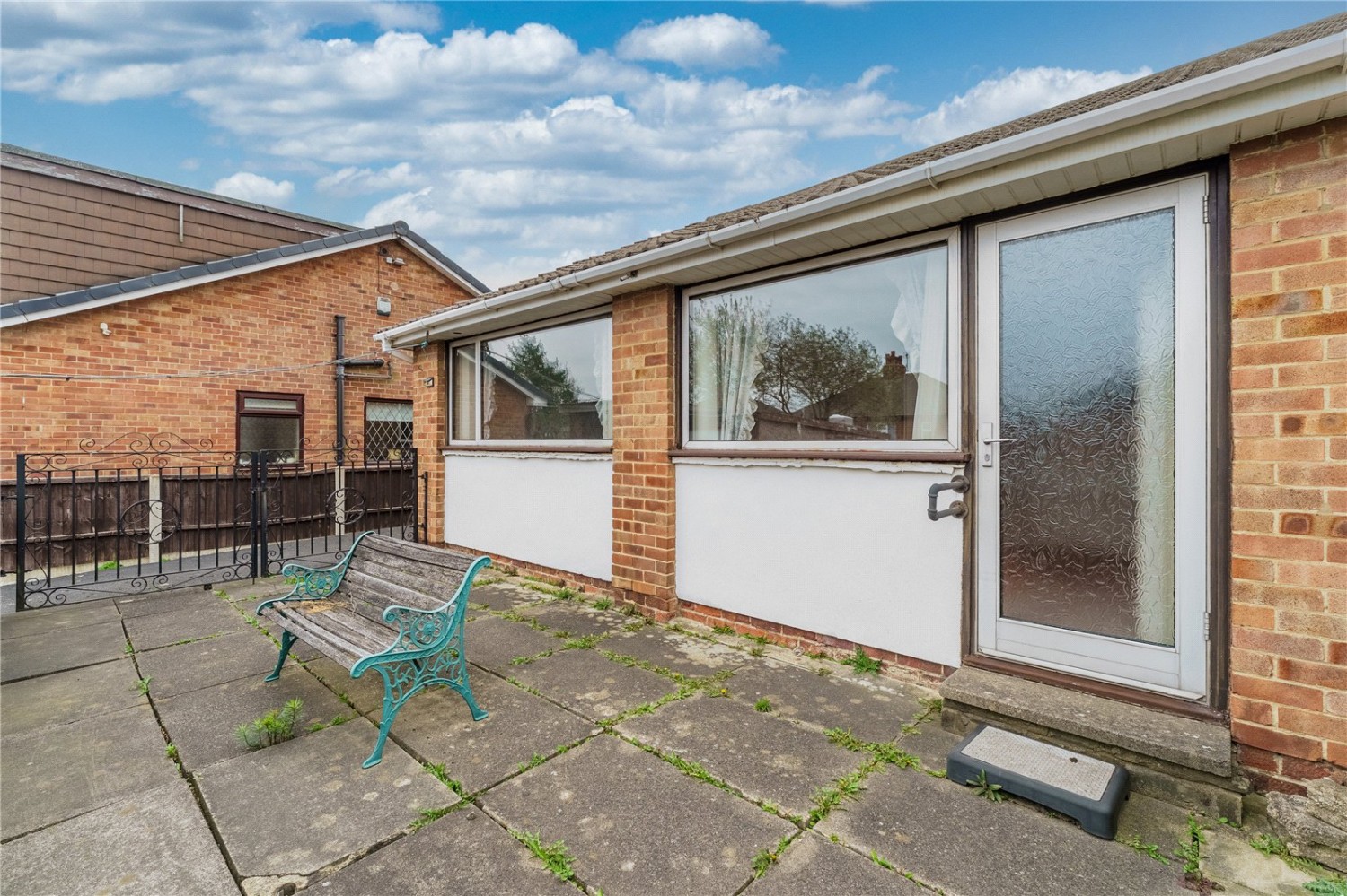 Tingley, Wakefield