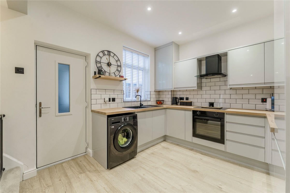 South Elmsall, Pontefract