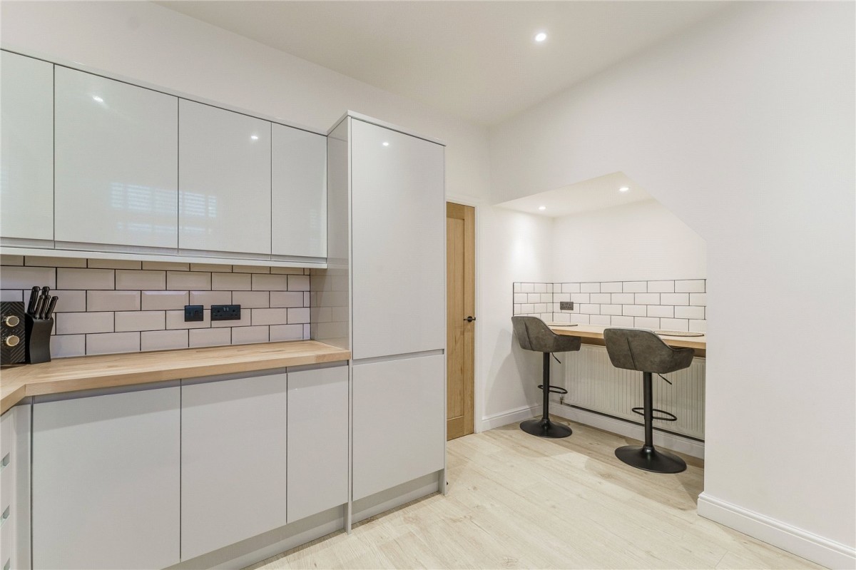 South Elmsall, Pontefract