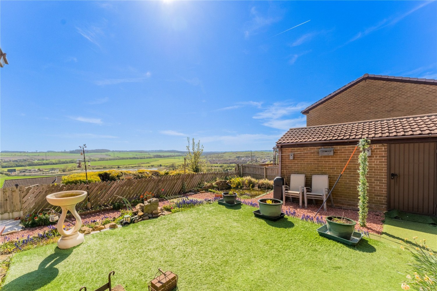 South Elmsall, Pontefract