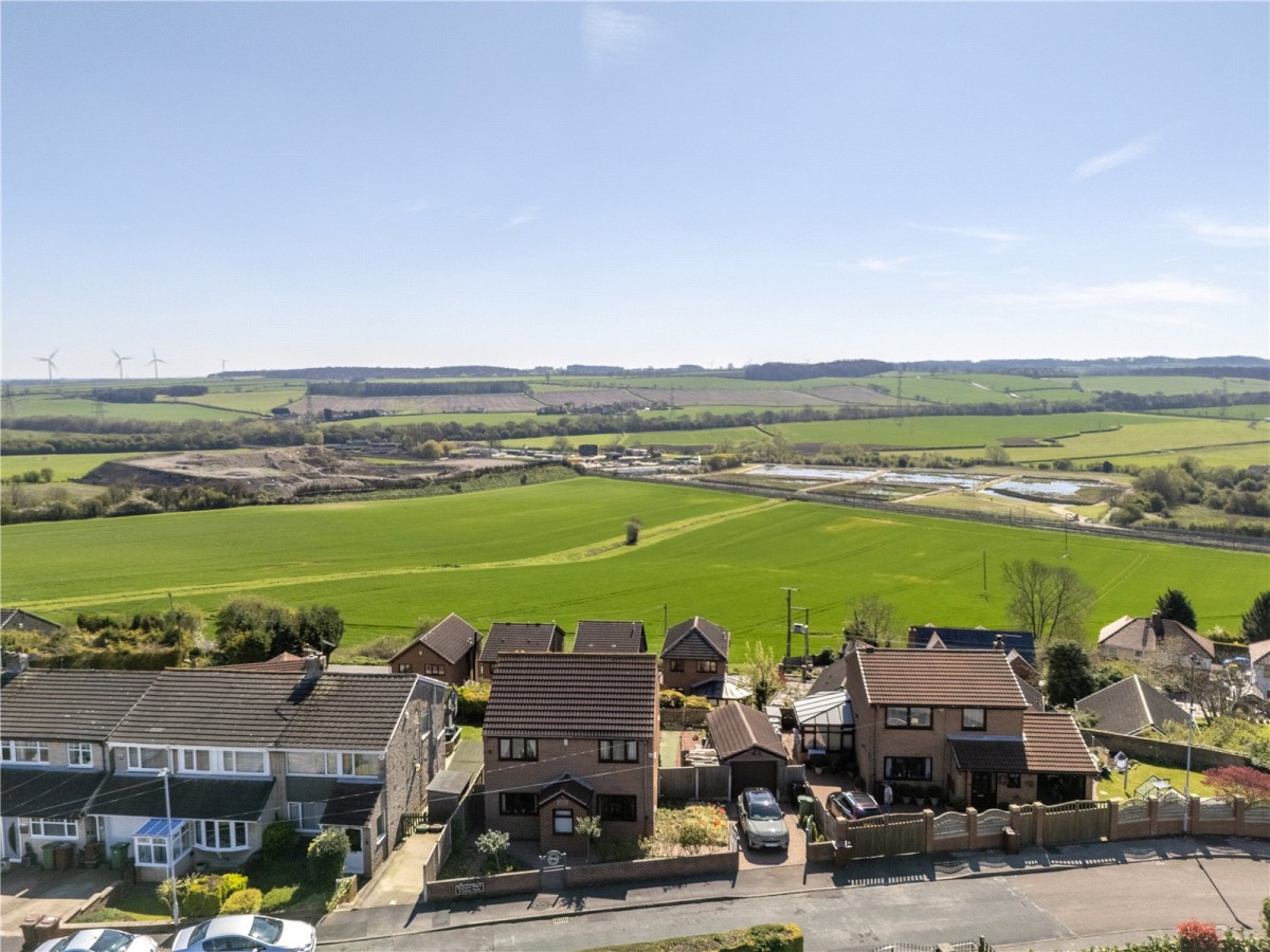 South Elmsall, Pontefract