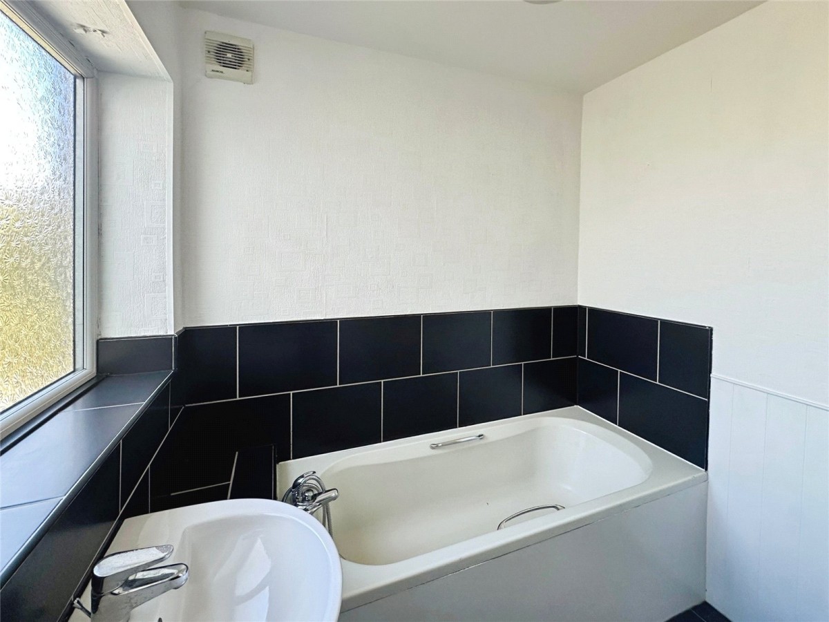 South Elmsall, Pontefract