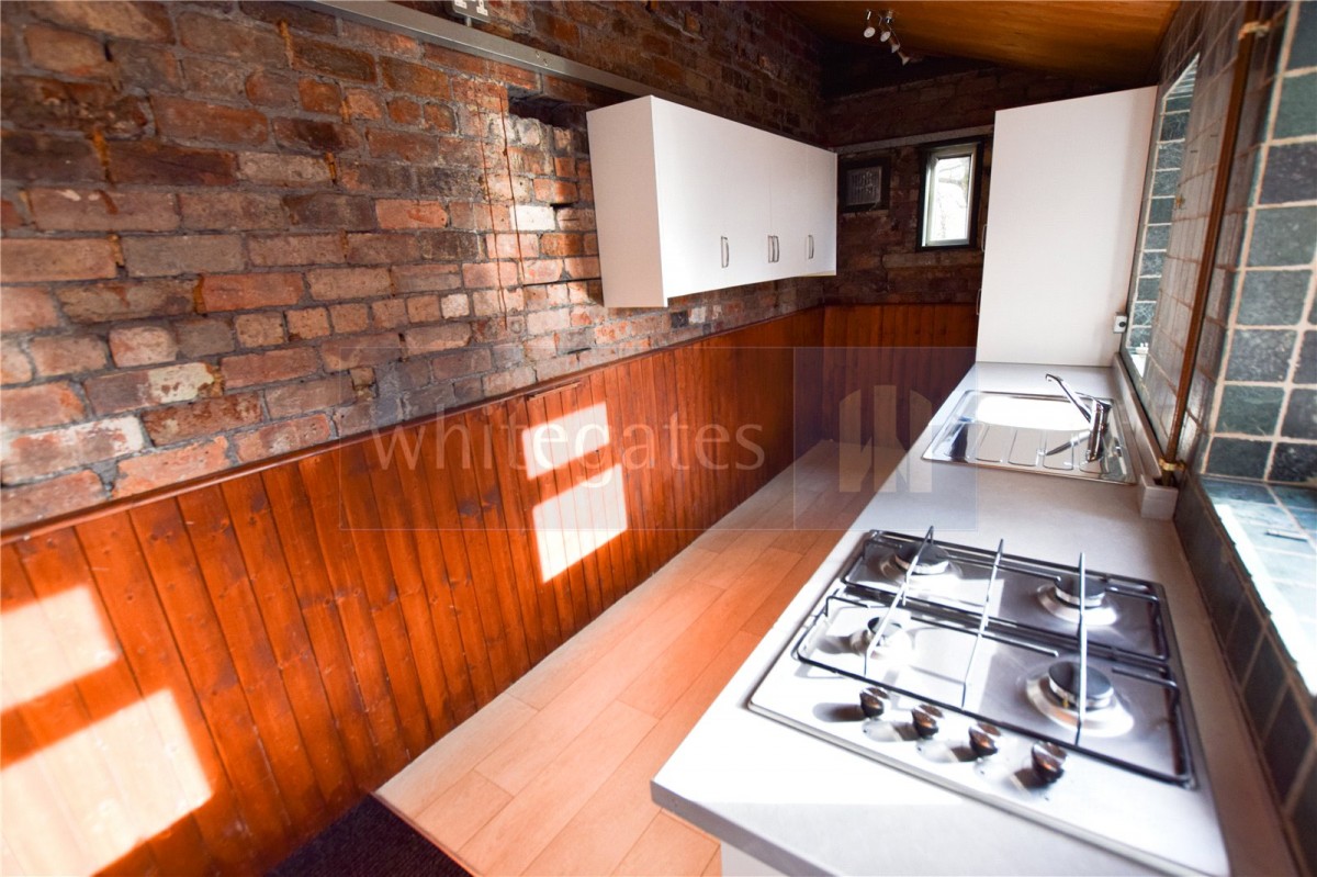 Belle Isle, Leeds, West Yorkshire