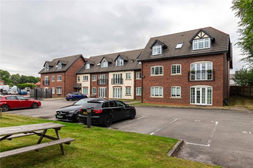 Knutsford Road, Chelford, Cheshire
