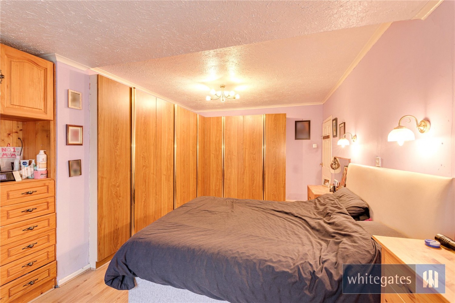 Hale Village, Liverpool, Cheshire