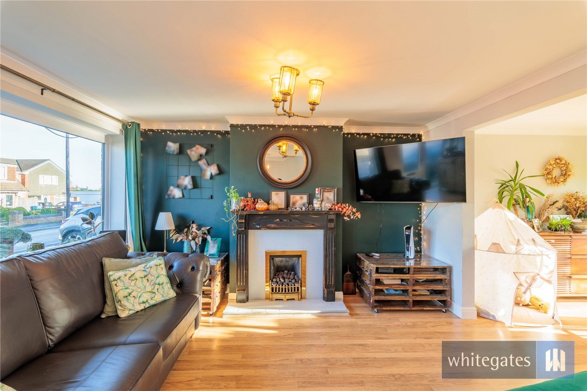 Hale Village, Liverpool, Cheshire