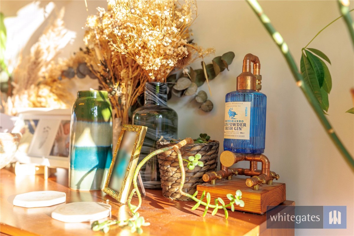 Hale Village, Liverpool, Cheshire