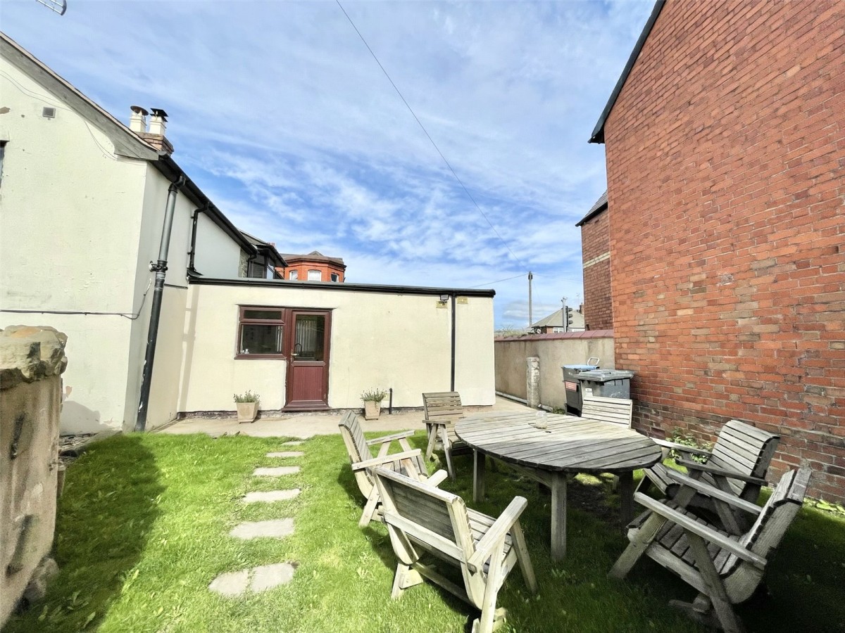 Johnstown, Wrexham