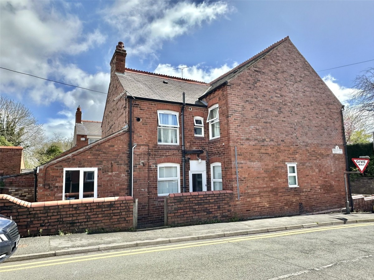 Rhosllanerchrugog, Wrexham