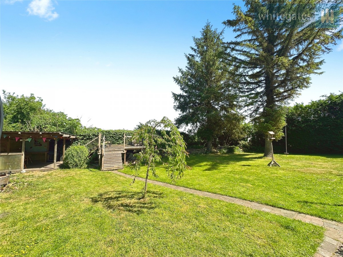 Cefn-y-Bedd, Wrexham