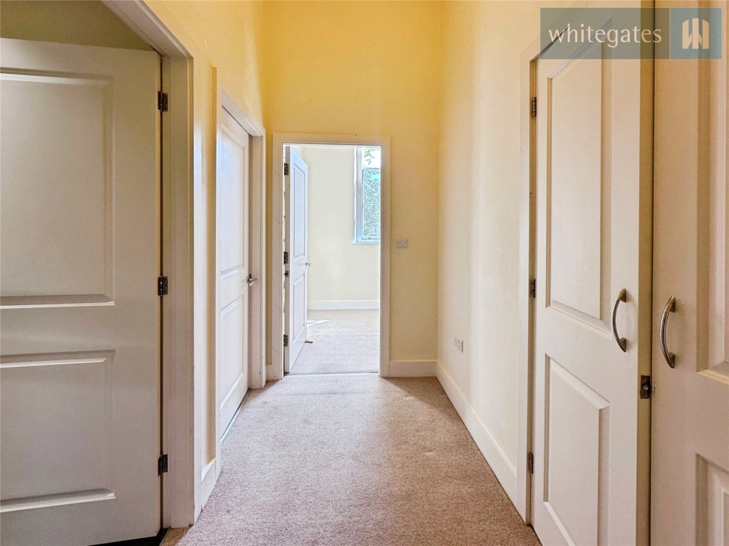 Corruna Court, Hightown