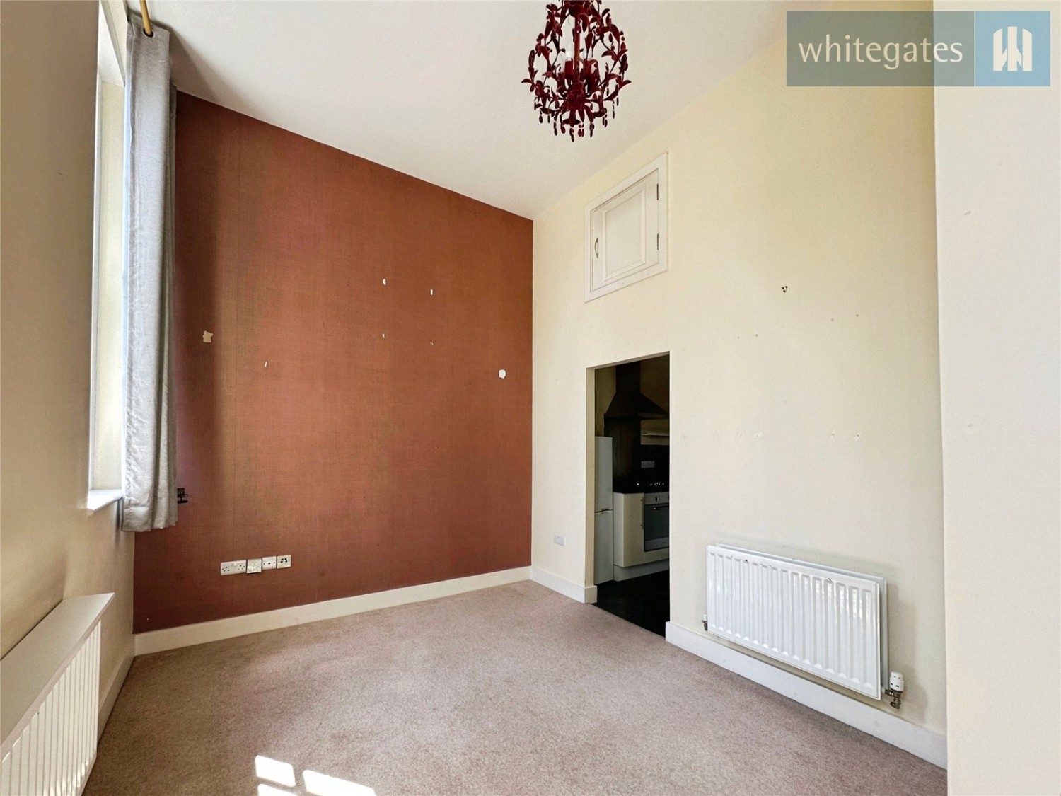 Corruna Court, Hightown