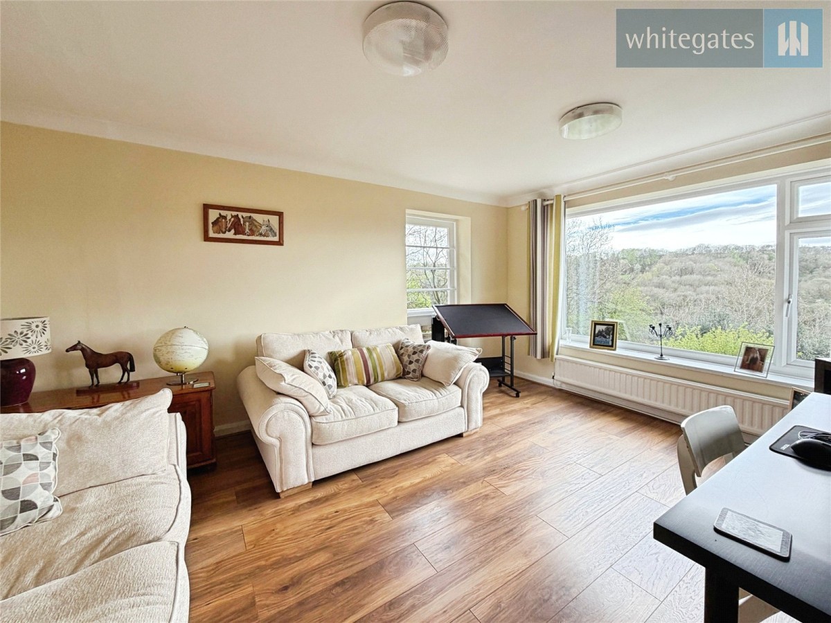 Cefn-y-Bedd, Wrexham