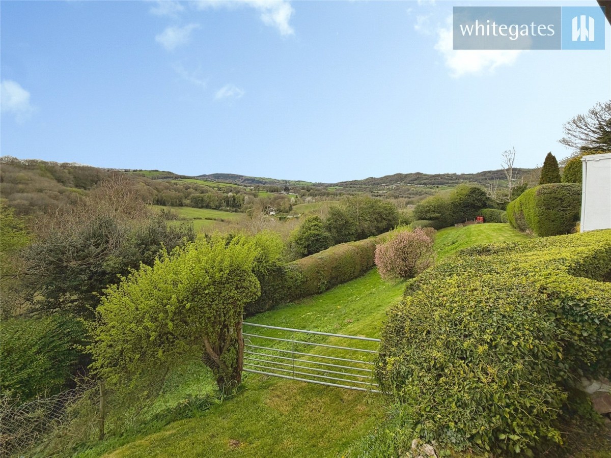 Cefn-y-Bedd, Wrexham