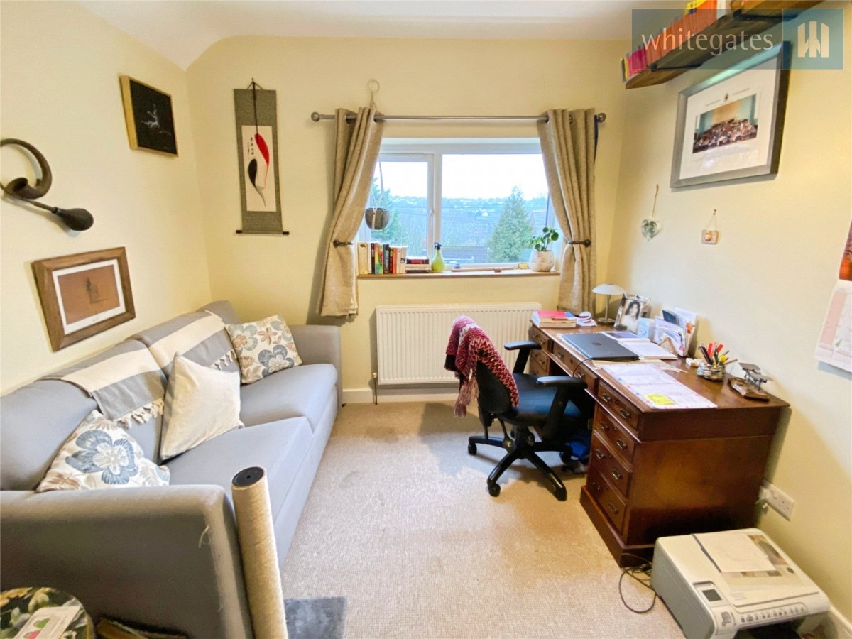 Pentre Broughton, Wrexham