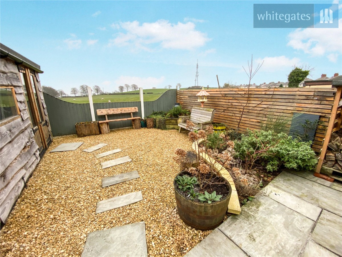 Pentre Broughton, Wrexham