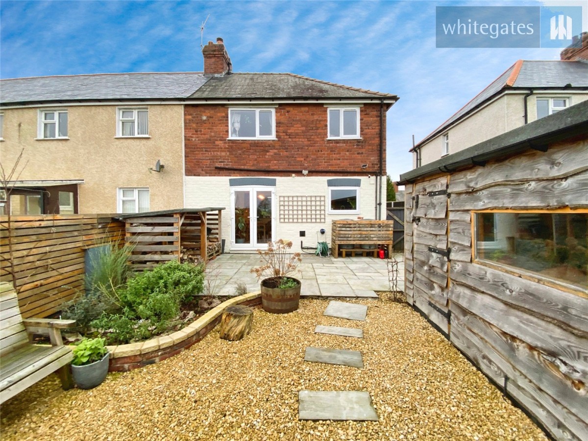 Pentre Broughton, Wrexham