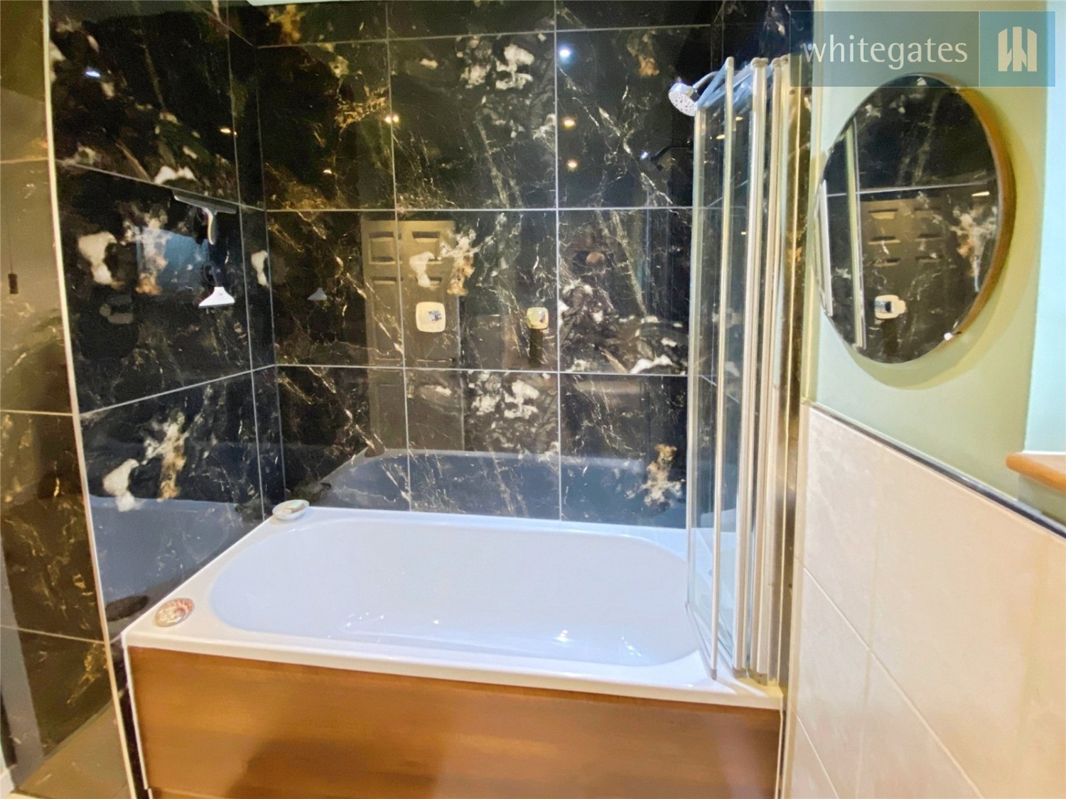 Pentre Broughton, Wrexham