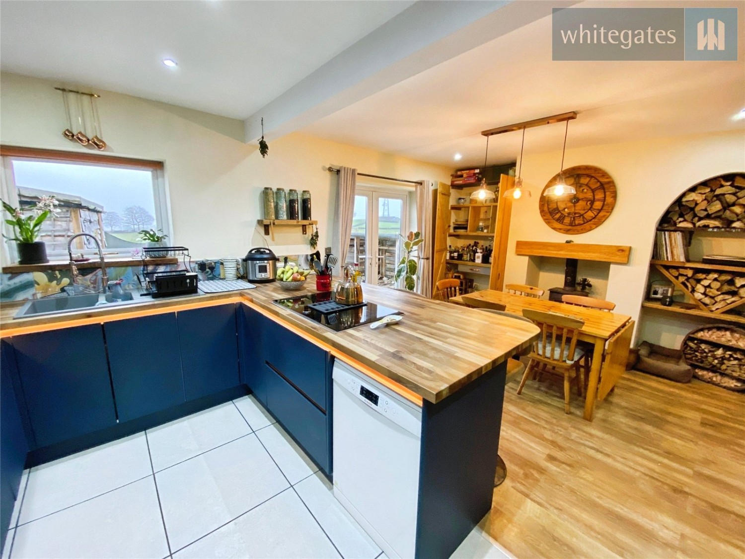 Pentre Broughton, Wrexham