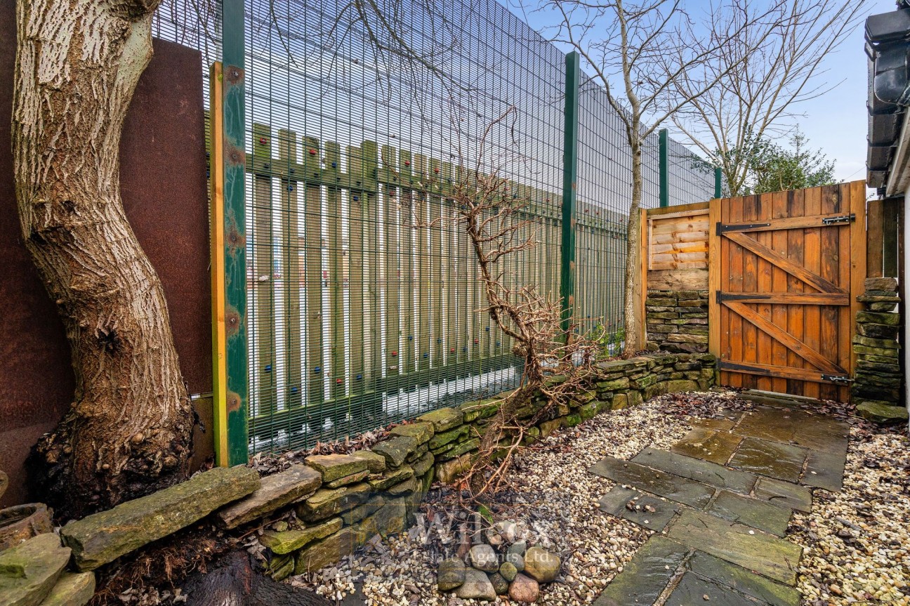 Kayfields, Bolton, BL2