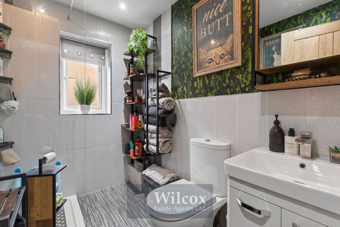 Whiteoak View, Bolton, BL3