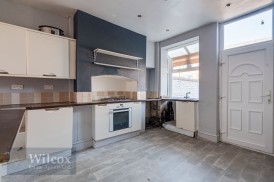 Deane Church Lane, Bolton, BL3