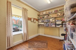 Tonge Moor Road, Bolton, BL2