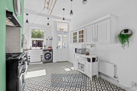 Wyresdale Road, Bolton, BL1