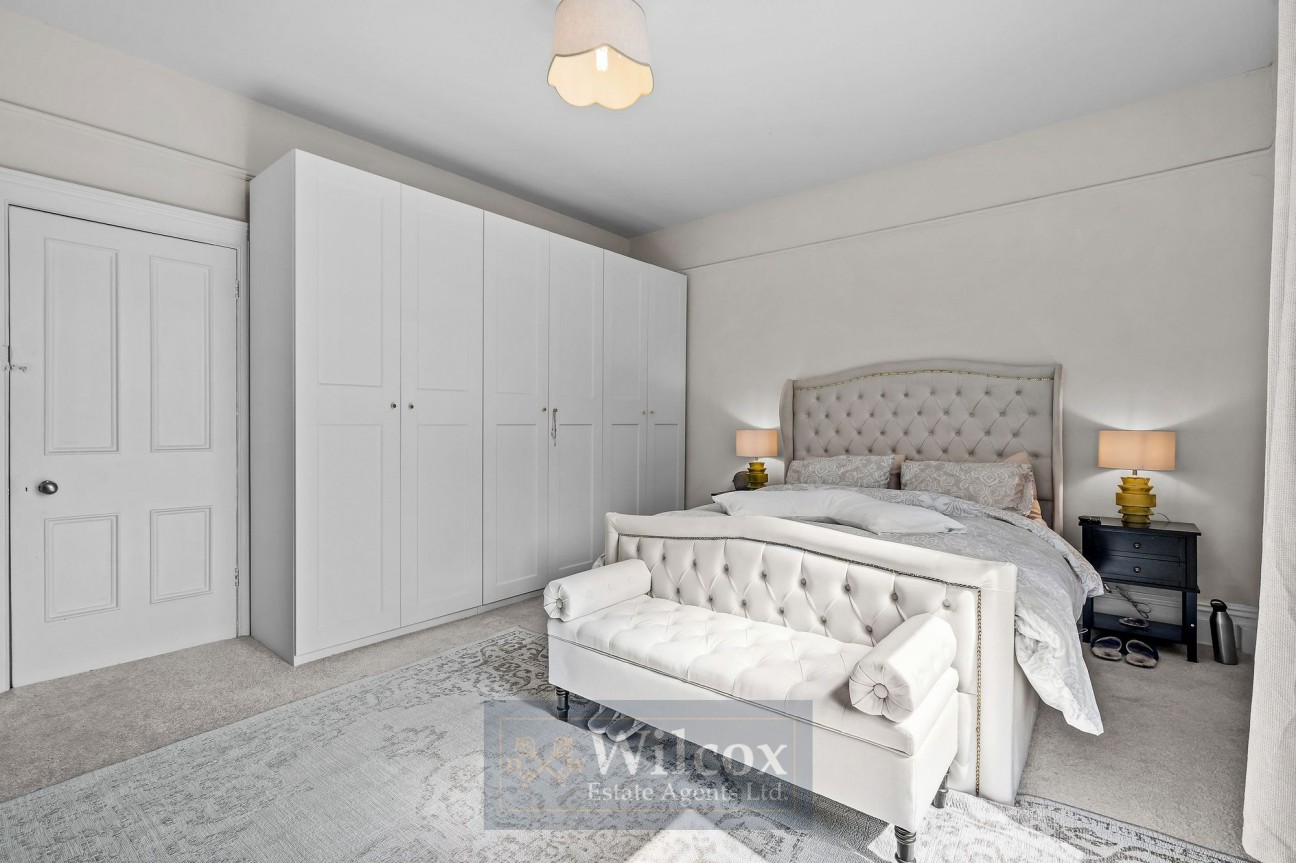 Wyresdale Road, Bolton, BL1